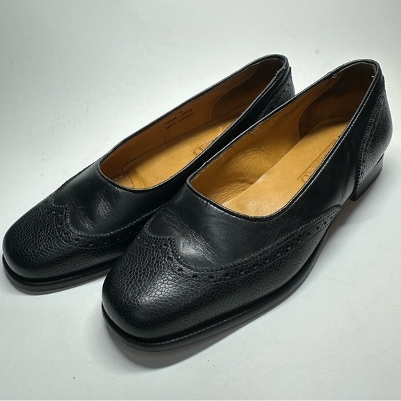 Lands' End Slip Flats Black Leather Wingtip Size 7 Minimalist Casual Comfort - Picture 1 of 10